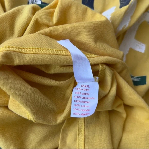 NWOT Lacoste Live Spell Out Long Sleeve Yellow Graphic T-Shirt Size 3 Small - Picture 4 of 4